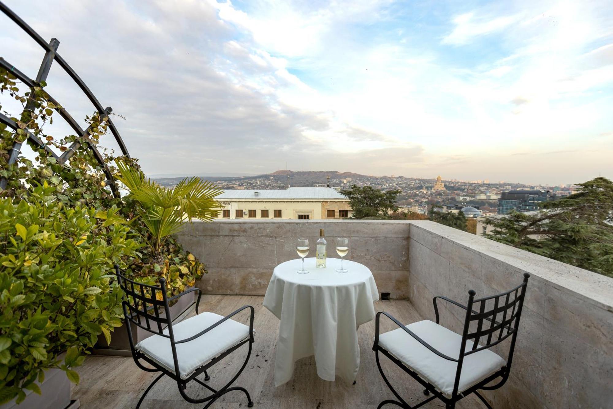 Citrus Hotel Tiflis Exterior foto